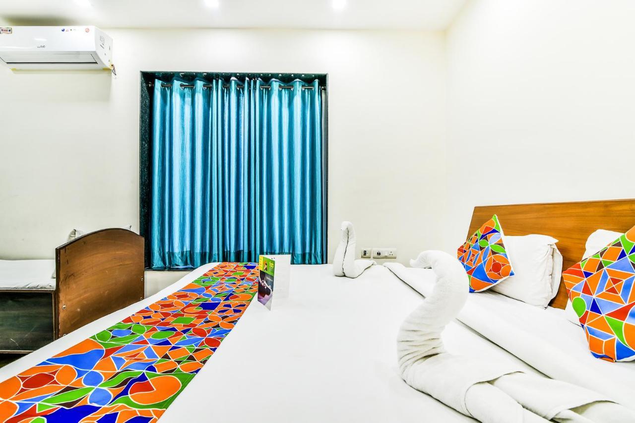 Fabhotel Merriment Noida Bagian luar foto