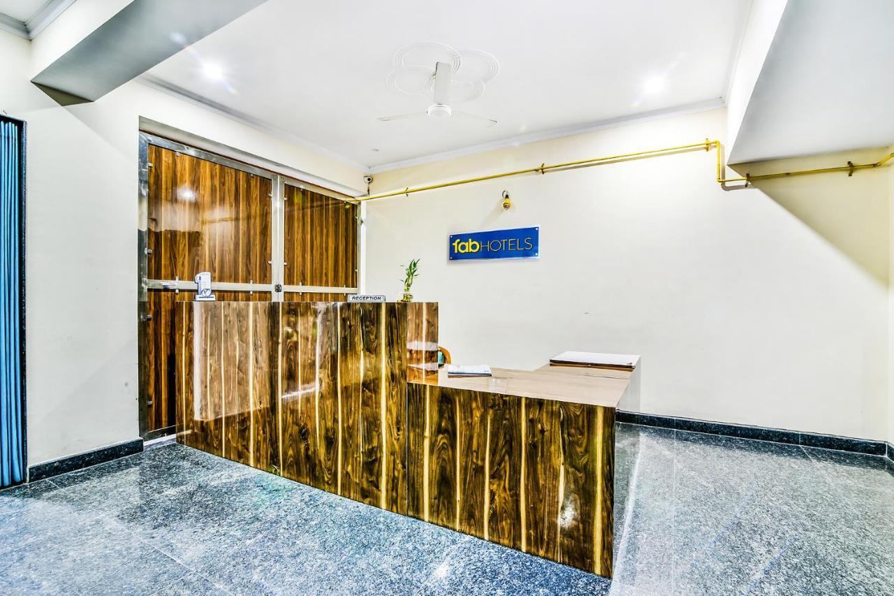 Fabhotel Merriment Noida Bagian luar foto